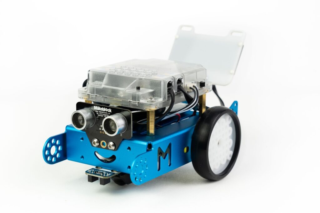 mBot - czyli robot na kółkach 1