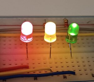 Projekty elektroniczne dla uczniów – 3 pomysły, które są lepsze niż kartkówki 2